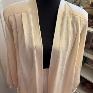 St John Two Piece Short Set in Cream